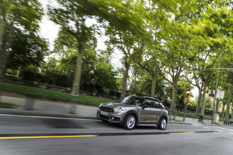  Mini Cooper S E Countryman ALL4 (F60) 2017 года  (WW) (фото 138 из 173)